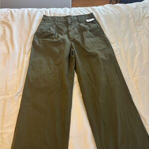 GAP Tall Wide Leg Pleated Olive Chinos